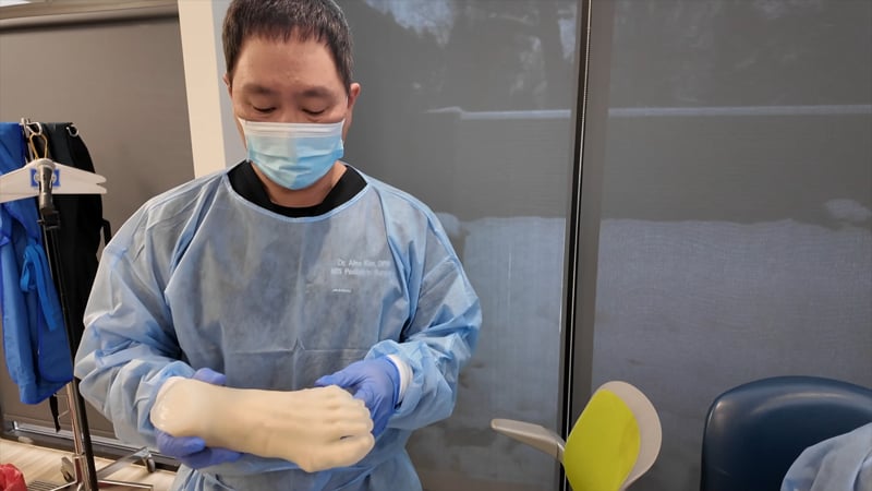 Dr. Alex Kim